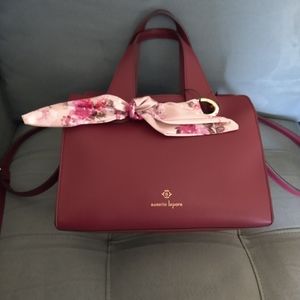 Nicola medium satchel in cranberry